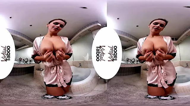 Vittoria dolce, mom pov virtual sex, virtual mom