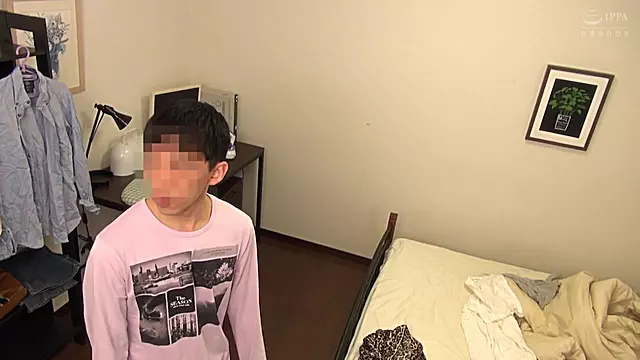 B2F0504-Invite a beautiful mature woman on behalf of housework to fuck