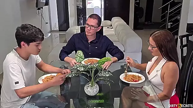 वयस्क, गुदा मैथुन, किशोरी काले बाल वाली, बुत, सौतेली माँ, किशोरी, आत्म ना, किशोर 18, पुरानी, बुड्ढा चोदे नवयुवती
