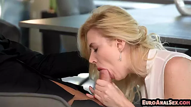 European nympho anal lady pleasing cock in passionate action