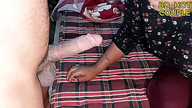 १८ साल की लडकी, 18साल की, अनंटी भाभी, भारतीय भाभि, डीप गले ट्यूब, देहाती गावं वाली Hindi, भारतीय से कस