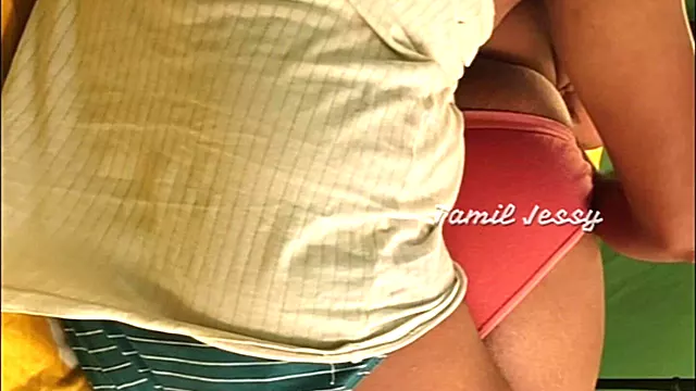 India Desi, Pijat Pasutri, Massage Indi, Sex India Tua, Seluar Dalam Merah Jambu, Mengambil Seluar Dalam