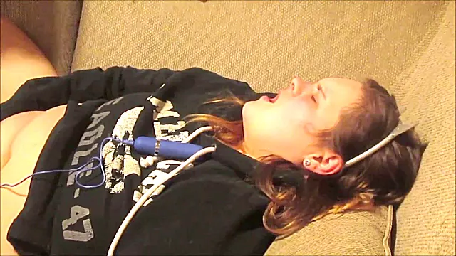 Pussy destruction, sex strap on, extreme pussy stretching