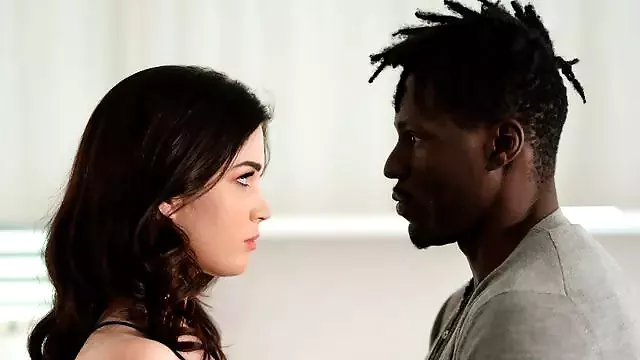 Ebony Kozy, Obří Černý Kozy, Výstřik Na Kozy, Prsate Cernovlasky, Výstřik Do Vlasů, Líbání Honění