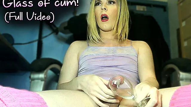 Jessica Bloom Cums Into a Cup and Swallows All Her Sperm