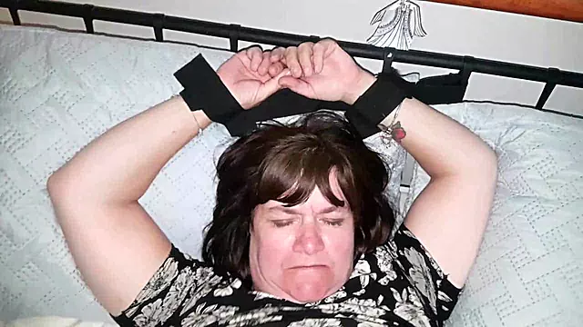 Brunett Amatör, Knubbig Mature Amatör, Amatör Provar Anal, Brunett Rövknull, Mogen Anal, Mogen Fet Anal