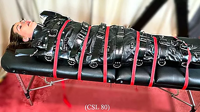 Vintage Attache, Ligotage Fétiche, Cuir Bondage, Massage Ligot E, Bondage Sérrée, Massage Classique