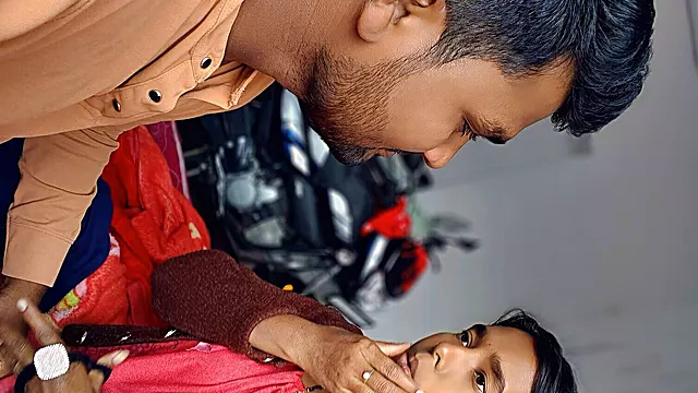 Indian Desi Bhabhi and Boy Homemade Sex Movies
