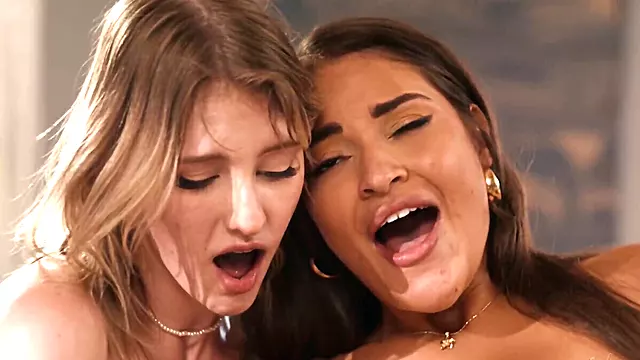 Tette Grandi Babe, Horny Babe Suo Cazzo, Pupe Lesbian, Le Ragazze Dei Grosso Culo Porno