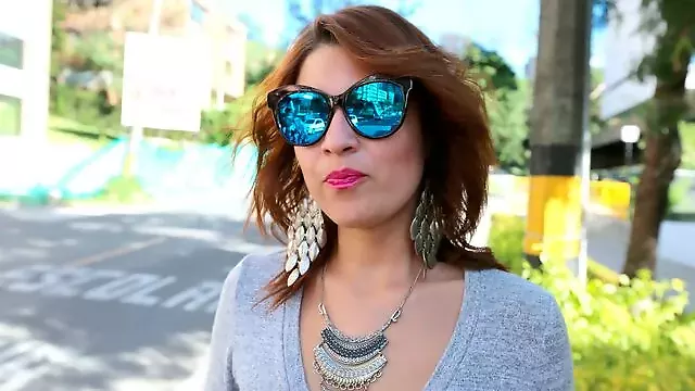 Colanți, Muie Ântre Sâni, Brunete Busty, Tate Mari, Brunete Handjob, Cowgirl Inversă, Diana Felatie