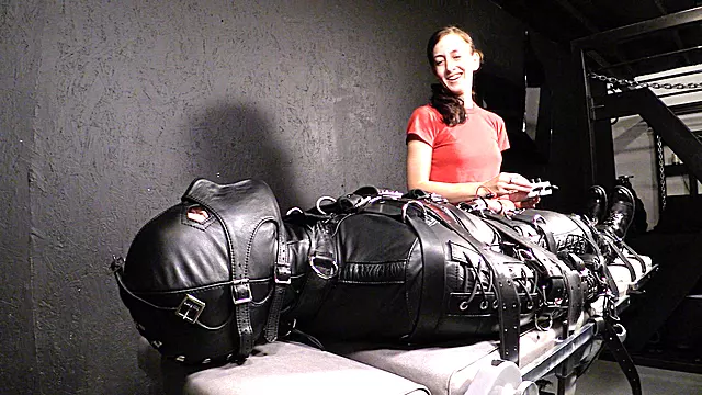 Læder Bdsm, Bdsm Lesbisk, Lesbisk Dominans, Liderlige Lesbiske, Latex Dominans, Lebisk In Latex