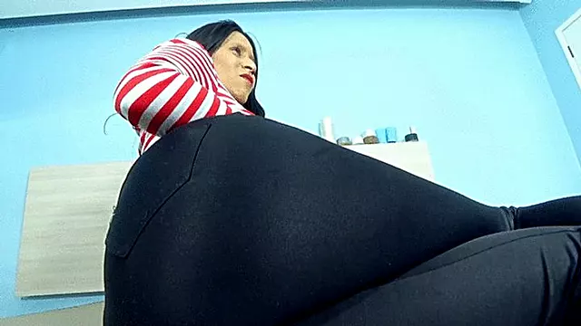 INDIA PAWG FARTING DELICIOUSLY FOR YOU TO SMELL PART 3 BY ANITA CAM FULL HD