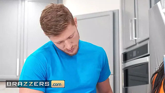 BRAZZERS - Ryan Reid Finally Gets Her Tight Ass Stuffed Just The Way She Wants By Oliver Flynn