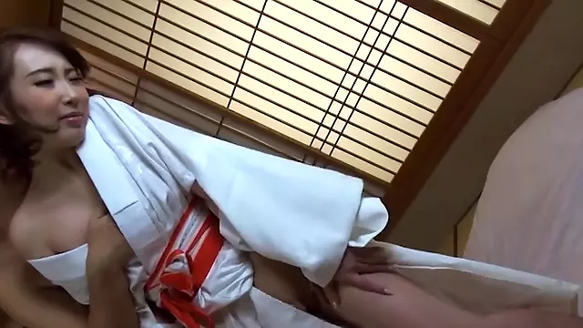 Hiêp Dâm Nu Sinh Asian, Cận Cảnh Lồn, Kem, Dai Vao Lon, Hôn Liếm, Hôn Lồn, Liếm Pussy Cực Khoái