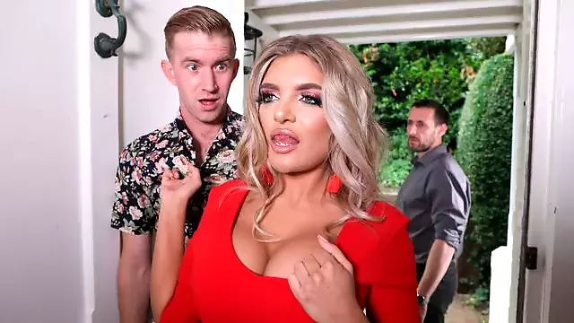 Velká Prsa Milf, Hluboky Vystrik, Velke Kozy, Velke Prsa Dlouhe Filmy, Ranni Honeni, Dlouhý