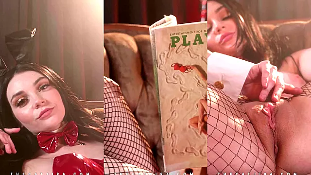 BUNNY GIRL SPREADS HER PUSSY LIPS FOR YOU IN THE VIP ROOM