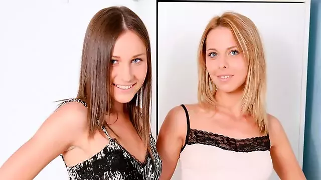 Pussy Lesbicas Anal, Anal Magrela Lesbica, Close De Bucetas De Perto, Lesbicas Fingering