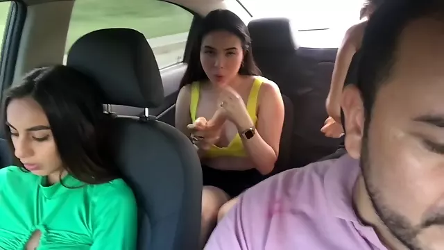 Coridas Amateur Femeninas, Solitario Amateur, Morocha Folla En Un Auto, Mí Mujer Y Un Amigo