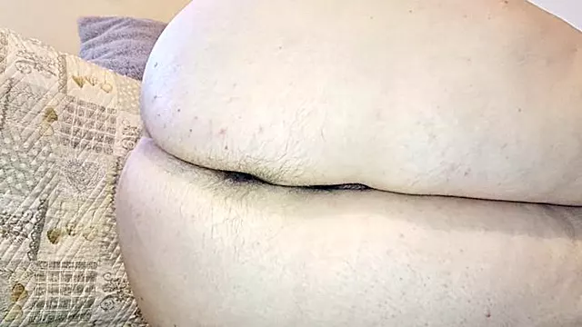 Nicoletta s Aftermath: The Regret of a Junk Food Binge 4K