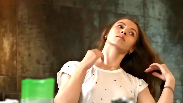 Zblizka Nactilete, Výstřiky Mrdky, Punčochy Nactileté, Mladé Kundy, Náctileté Přírodní, Velke Kozy