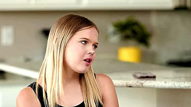 Blond Big Boobs Lesbian, Velké Kozy, Lesbičky Lízání Blondynky, Blond Na Kozy, Lizani Kundy