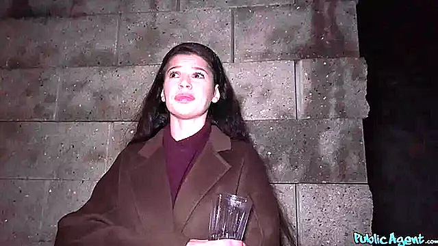 Amatör Brunette, Amatör Reality, Flickvän Avsugning, Amatör Brunett Avsugning, Flickvän Otrogen