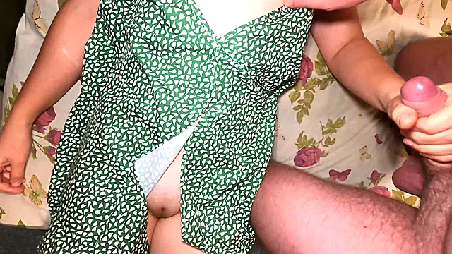 Amatérské Výstřiky, Výstřik Na Břicho, Kozy, Výstřik A Prsa, Injekce Do Prsu, Kunda, Mlade, Prsa V Kund
