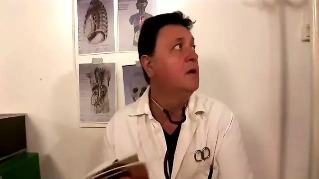 Gang Bang Amatéri, Spermie V Pošve Prostitutka, Gangbang Sperma V Posve, Semeno V Posve