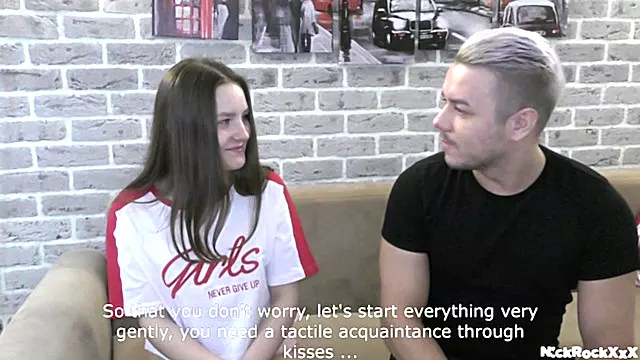 T Hotne Amaterky, Casting Amatérů, Krásný Velký Kozy, Řezání Prsů, Krásky, Mlade, Přírodní Kočička