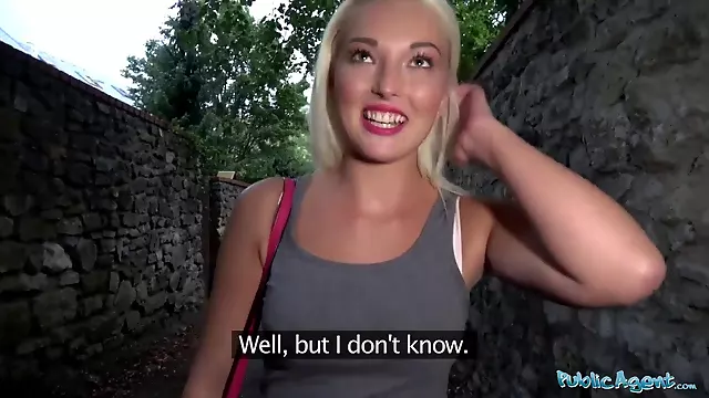 Blond Abspritzen, Blonde Mutter, Blond, Blowjob Für Geld, Vater Lutscht Schwanz, Mutter Abspritzen