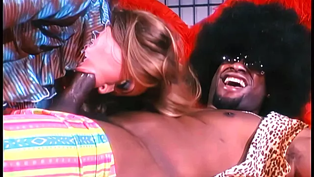 Výstřiky Anal, Mezirasový Anální, Anál Zralé Ženy, Mrdani Blondýny Podpatky, Vintage Blonde Interacial