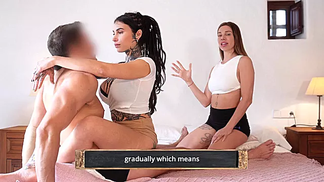 Brunett Milf, Brunett Trekant, Swedish Couple, Swedish Threesom, Kvinnlig Massage, Kvinnliga Lärare