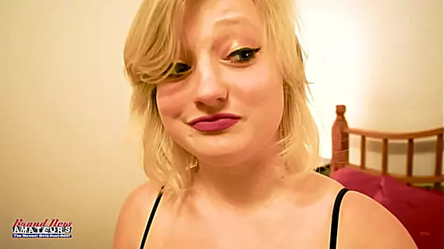 Amatoriale Tettona, Tettone Amatoriali Facciale, Bionda Pompino Amatoriale, Blonde Seno Grande Succhia Il Cazzo