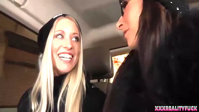 Uma Zex And Lara Cumkitten - Two Hotties Took Amateur Dude In The Car For Sex Playing