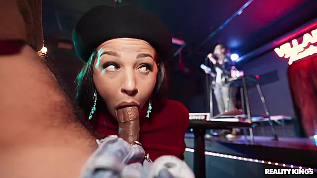 Angélique Baisée Par Des Black, Black Gorge Profonde, Ebony Interraciale, Publique Black