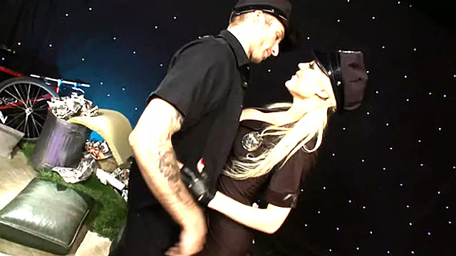 Пизда Милфы, Минет От Милфы, Миньет Мама, Зрелые, Сочная Мама, Красивая Пизда, Сочные Зрелые Сиськи