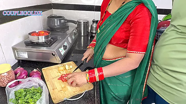 18साल की, अति सुंदर मोटी औरत Hindi सेक्स, गांड मे वीर्य, हनीमुन कि रात देसी, देसी सेक्सी वीडियो