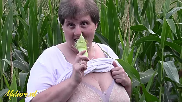 Big Tit Retro German Teen Sparks Vintage Mouth Heat