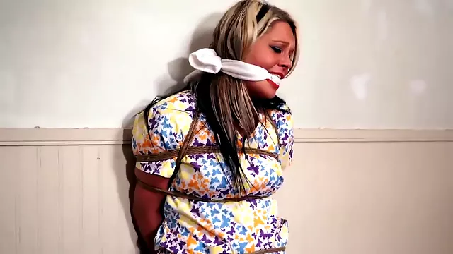 Bdsm Lesbico, Loira E Morena, Lésbica Morena E Loira, Lesbicas Loiras, Lesbicas Morenas, Lesbicas Fetiche