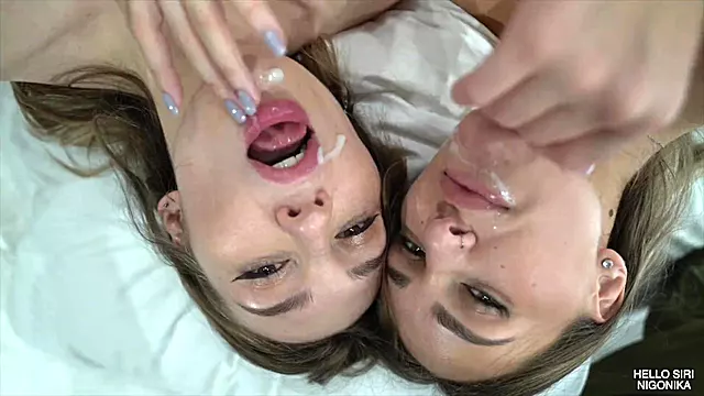 Duży Wytrysk Na Cycki, Cycate Grupowo, Duże Cycki Publiczne, Gang Bang Loda, Piękne W Grupie