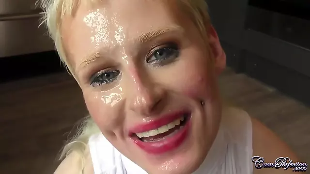 Prso V Zadku, Krásné Milfs, Výstřik Zralé Ženy, Obří Vagíny, Prsaty Holky, Vystriky Sperma, Semeno V Obličeji