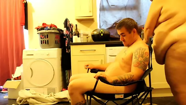 fat bbw emma cutting my hair naked