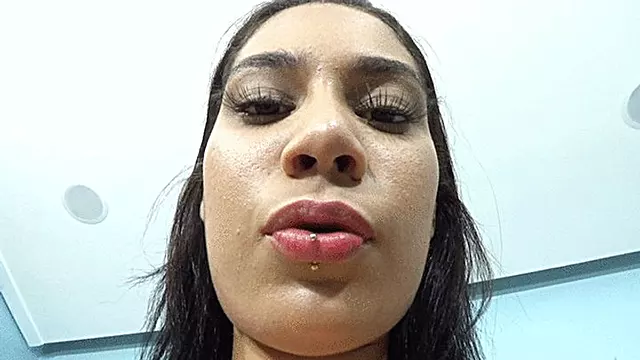 Blue princess fart for You by CLEO MARTINS cam by Aline full hd CLIP 3