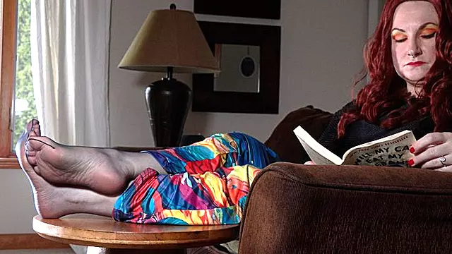 Piedi Fetish, Piante Di Piedi, Mature Collant Piedi, Feticcio Calze, Seduce Coi Piedi, Madre Vorrei Scopare