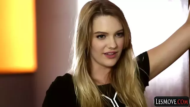 Sarışın Big Boobs, Büyük Meme Lezbiyen, Sarışın Lezbiyen, Sarışın Oral, Sarişin Meme, Sarışın