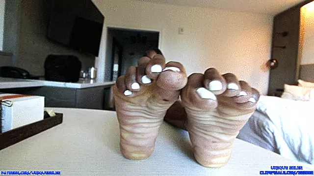Foot Fetish Noir, Fetiche Noir Ebony, Pied Sueur Noire, Vieille Noire, Gross Noir Feet, Fétichisme Des Pieds