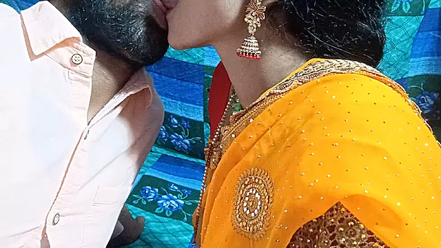 Rakshabandhan, Step Sister Got Her Pussy Fucked as Gift