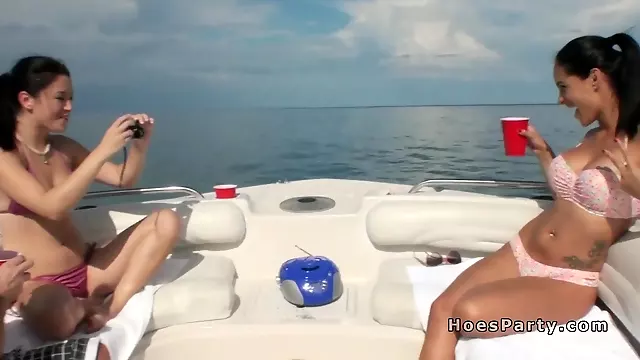 Sakso, Grup Sakso, Sakso Partisi, Büyük Meme, Amatör Grup, Busty Babes Lanet, Sert Kusturmali Sakso