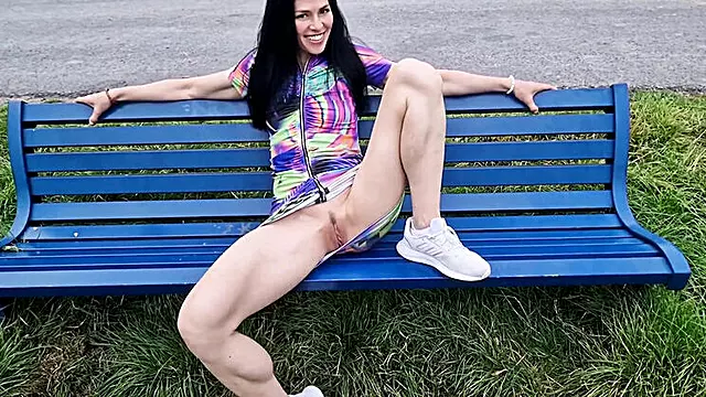 Memek Milf, Memek Pantai, Rambut Cokelat Vagina, Rambut Coklat Kencing, Memek Lihat Jarak Dekat Solo