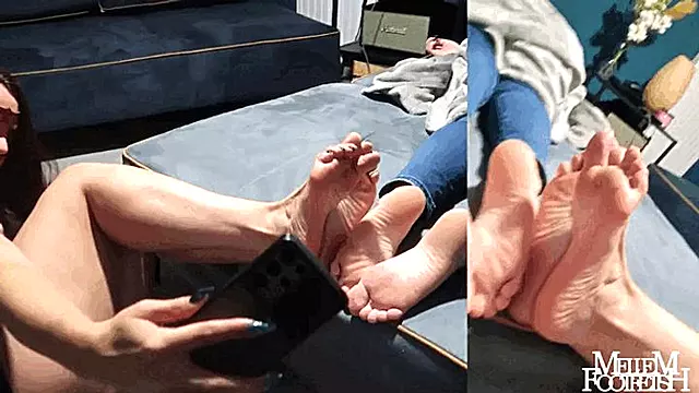 My roommate's feet - FEET JOI - FOOT FETISH - FOOT WORSHIP - FOOT SMELLING - SMELL FETISH - SOLES